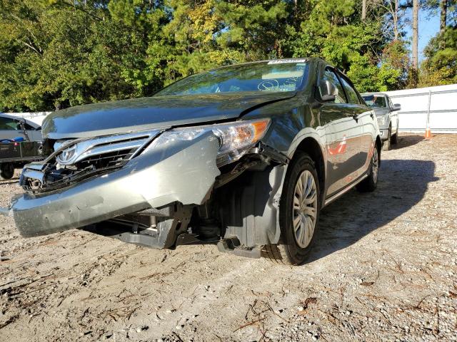 4T4BF1FKXCR175473 - 2012 TOYOTA CAMRY BASE GRAY photo 2