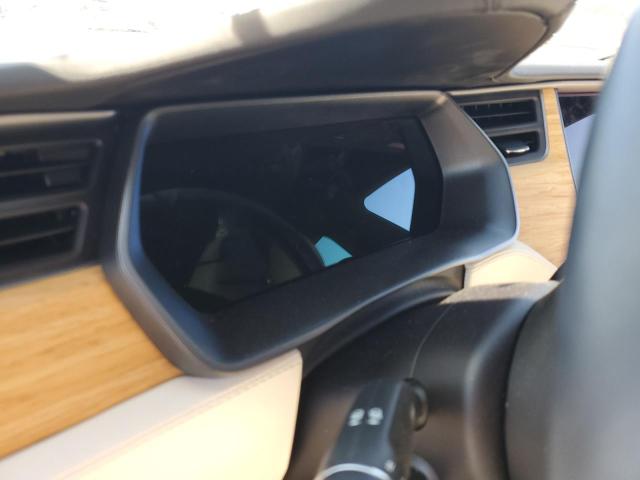 5YJSA1E20LF412690 - 2020 TESLA MODEL S Սպիտակ լուսանկար 8