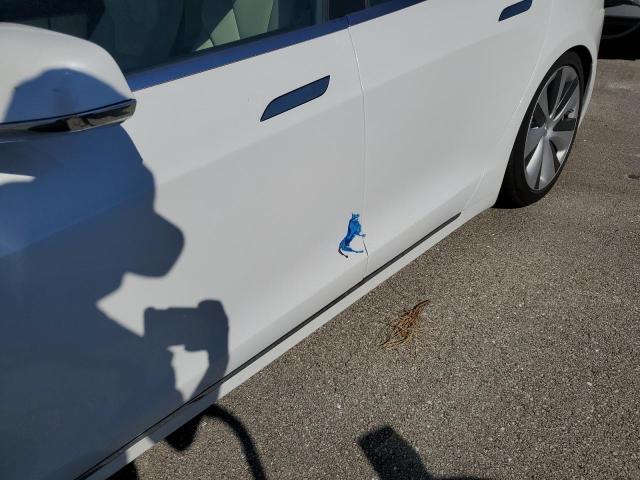 5YJSA1E20LF412690 - 2020 TESLA MODEL S Սպիտակ լուսանկար 9