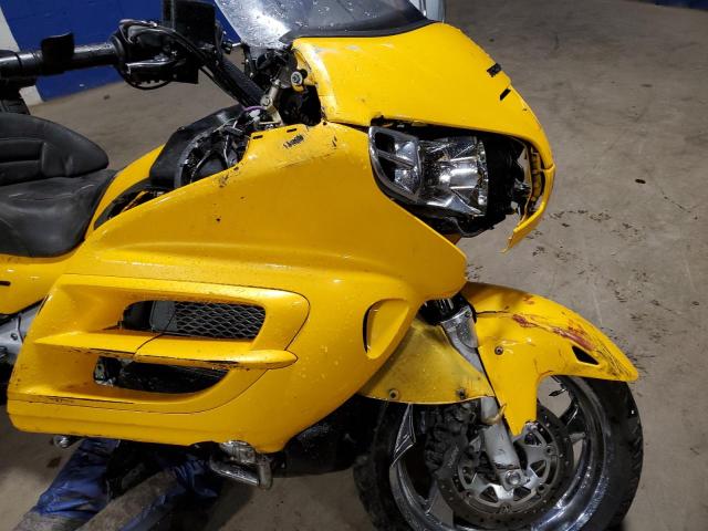 1HFSC47481A000832 - 2001 HONDA GL1800 A YELLOW photo 10