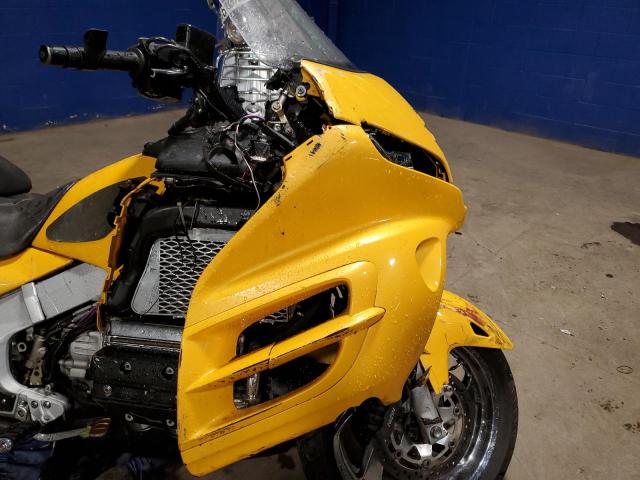 1HFSC47481A000832 - 2001 HONDA GL1800 A YELLOW photo 9