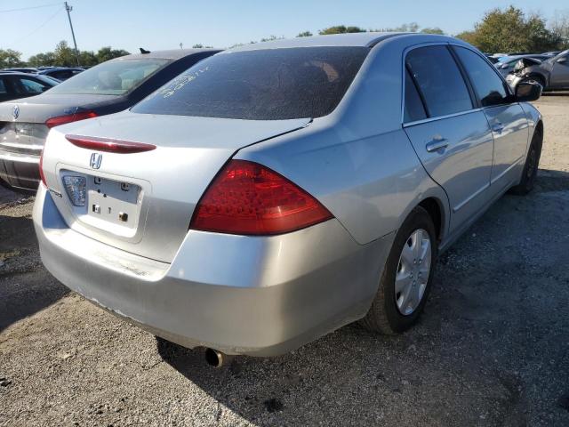 1HGCM56456A087293 - 2006 HONDA ACCORD LX SILVER photo 4