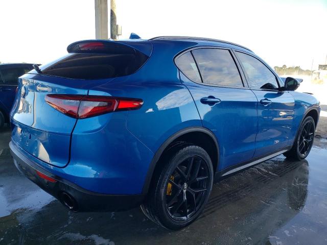 ZASPAJAN1K7C57150 - 2019 ALFA ROMEO STELVIO BLUE photo 4