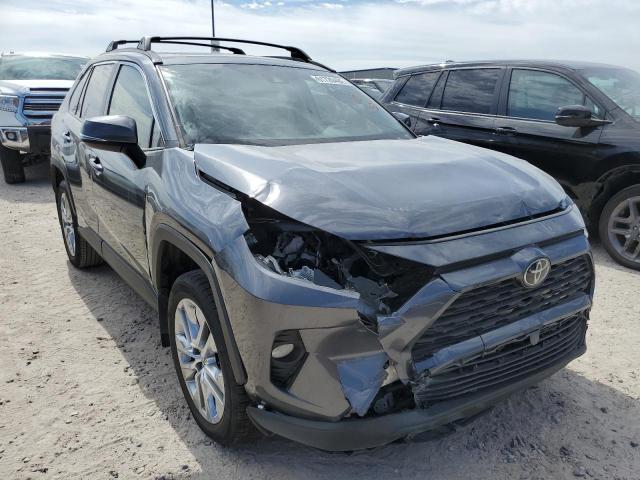 JTMA1RFV0LD529003 - 2020 TOYOTA RAV4 XLE P GRAY photo 1