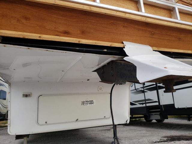 4YDF368245D513002 - 2005 KEYSTONE MONTANA WHITE photo 7