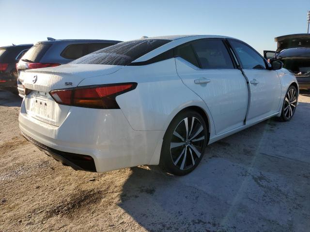 1N4BL4CV9KC186904 - 2019 NISSAN ALTIMA SR WHITE photo 4