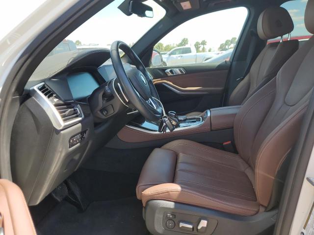 5UXCR6C0XL9B92868 - 2020 BMW X5 XDRIVE4 白色 照片 5