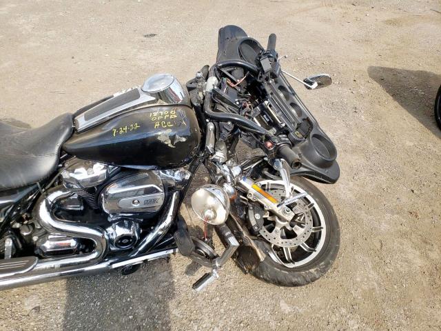 1HD1FMC19JB614936 - 2018 HARLEY-DAVIDSON FLHTP POLI 黑色 照片 5