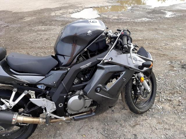 JS1VP53A282100677 - 2008 SUZUKI SV650 BLACK photo 5