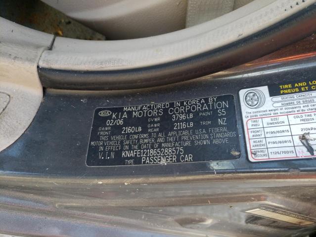 KNAFE121865288575 - 2006 KIA SPECTRA LX GRAY photo 10