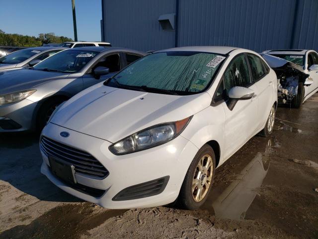 3FADP4BJ7EM232471 - 2014 FORD FIESTA SE WHITE photo 2