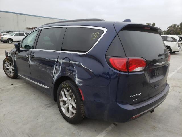 2C4RC1BG3HR668469 - 2017 CHRYSLER PACIFICA T BLUE photo 3