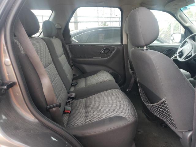 1FMYU03114DA13300 - 2004 FORD ESCAPE XLT GRAY photo 10