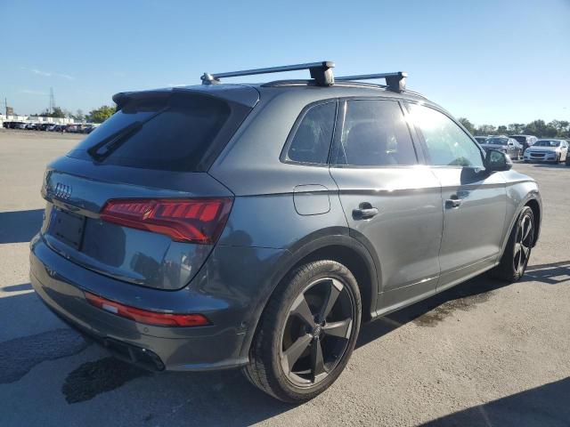 WA1C4AFY2K2121845 - 2019 AUDI SQ5 PRESTI GRAY photo 4