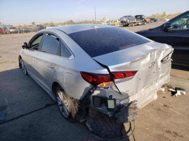 5NPE24AF8JH603857 - 2018 HYUNDAI SONATA SILVER photo 3