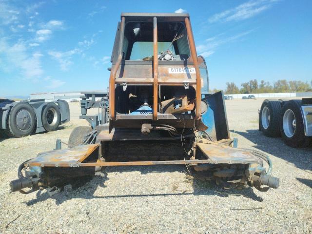 11550 - 2010 UTILITY LANDSCAPE BLUE photo 10