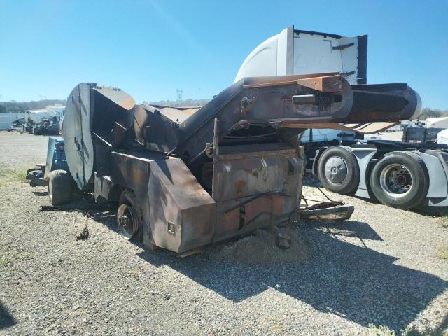 11550 - 2010 UTILITY LANDSCAPE BLUE photo 3