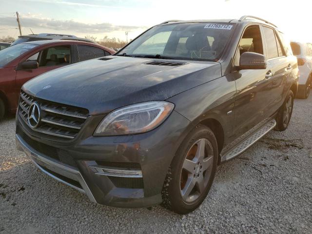 4JGDA7DB9CA045449 - 2012 MERCEDES-BENZ ML 550 4MA CHARCOAL photo 2