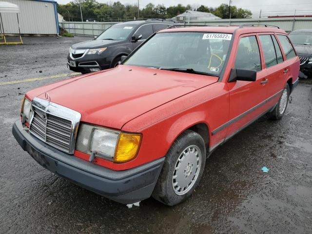 WDBEB93D2HF021779 - 1987 MERCEDES-BENZ 300 RED photo 2