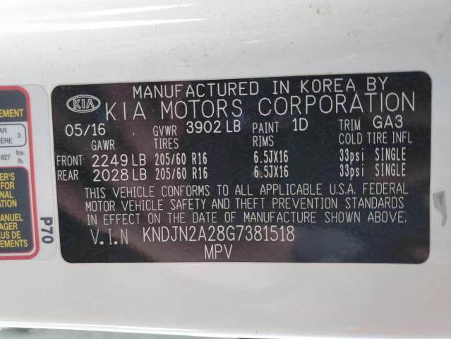 KNDJN2A28G7381518 - 2016 KIA SOUL WHITE photo 10