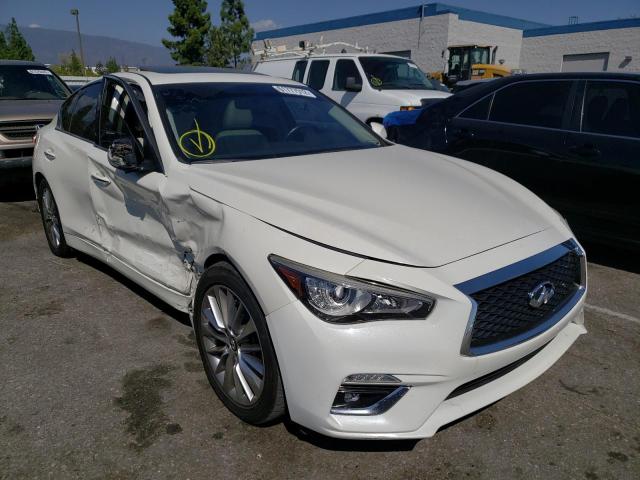 JN1EV7AP5JM357988 - 2018 INFINITI Q50 LUXE WHITE photo 1