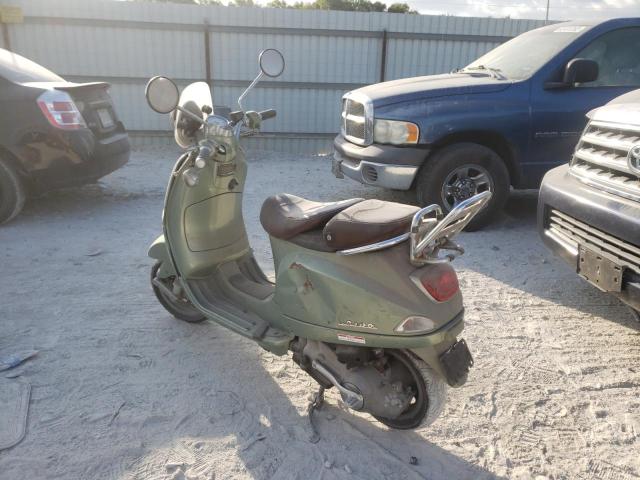 ZAPM448F995501487 - 2009 VESPA LX 150 GREEN photo 2