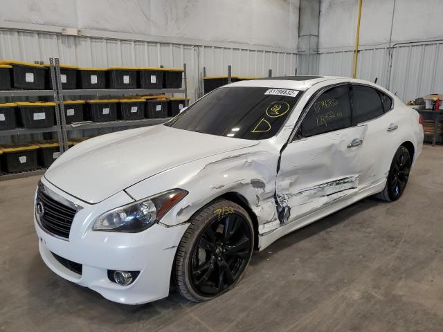 JN1AY1AR8DM590031 - 2013 INFINITI M56 X WHITE photo 2