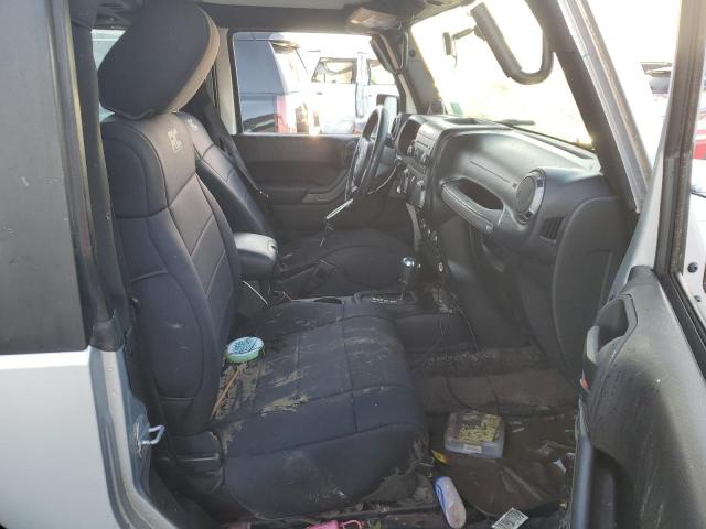 1C4AJWAG9CL214102 - 2012 JEEP WRANGLER S SILVER photo 5