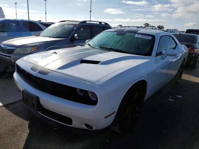 2C3CDZAG2HH665981 - 2017 DODGE CHALLENGER WHITE photo 2