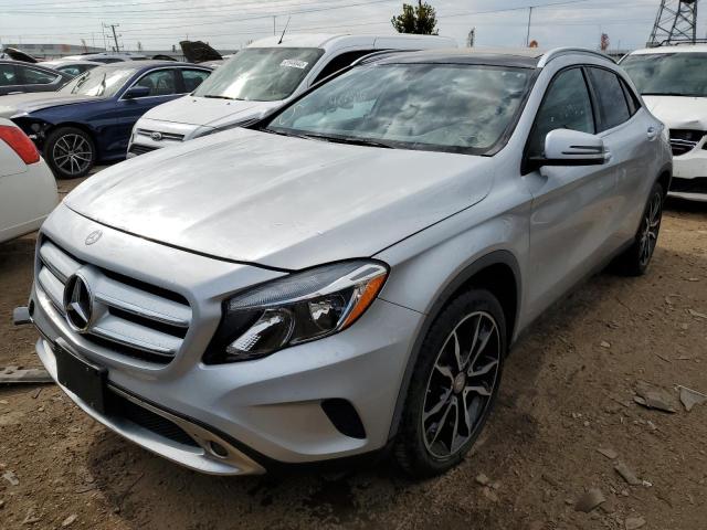 WDCTG4EB6FJ150914 - 2015 MERCEDES-BENZ GLA 250 SILVER photo 2