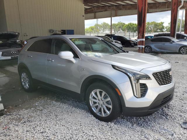 1GYAZAR47LF062836 - 2020 CADILLAC XT4 LUXURY SILVER photo 1