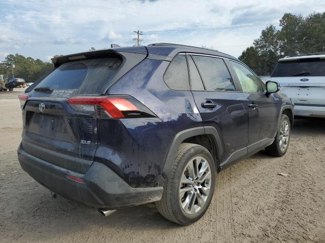 JTMC1RFV4KJ010920 - 2019 TOYOTA RAV4 XLE P BLUE photo 4