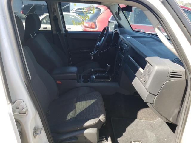 1J4RH4GK8AC144212 - 2010 JEEP COMMANDER 白色 照片 5