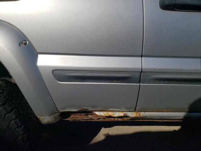 1J4GL38K34W125228 - 2004 JEEP LIBERTY RE 银色 照片 9