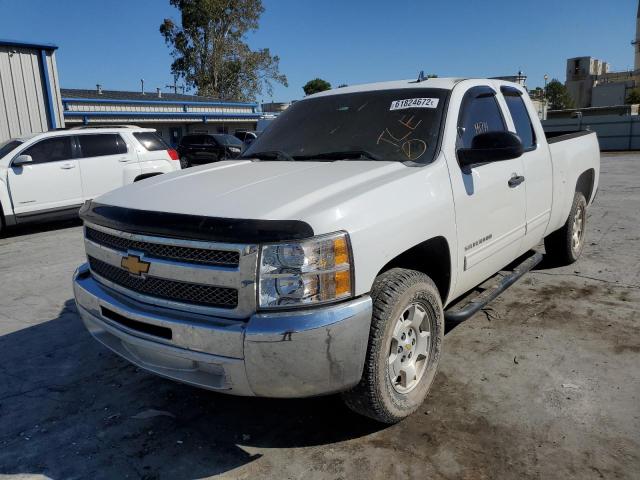 1GCRCSE0XDZ259745 - 2013 CHEVROLET SILVRDO LS WHITE photo 2