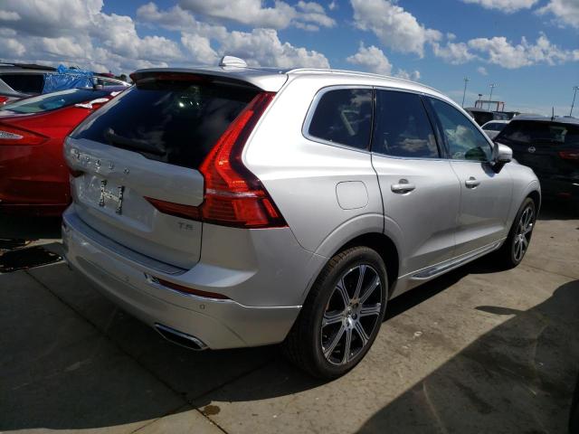 YV4102DL9M1748909 - 2021 VOLVO XC60 T5 IN SILVER photo 4