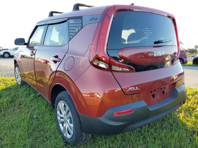 KNDJ23AU8N7810704 - 2022 KIA SOUL LX BURGUNDY photo 3