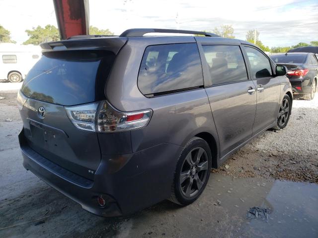 5TDXZ3DC2HS885613 - 2017 TOYOTA SIENNA SE UNKNOWN - NOT OK FOR INV. photo 4