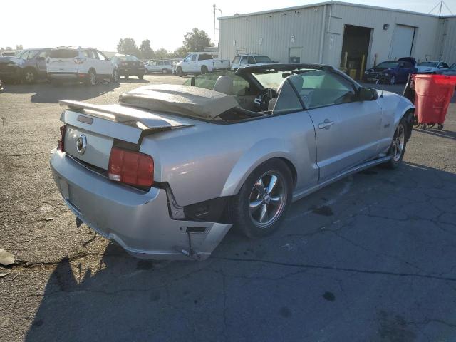 1ZVHT85H065102852 - 2006 FORD MUSTANG GT SILVER photo 4
