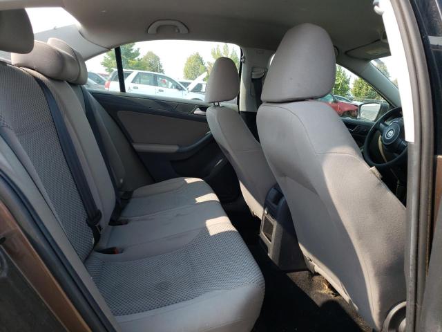 3VW1K7AJ2DM431888 - 2013 VOLKSWAGEN JETTA BASE BROWN photo 6