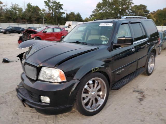 5LMFU28566LJ09198 - 2006 LINCOLN NAVIGATOR შავი ფოტო 2