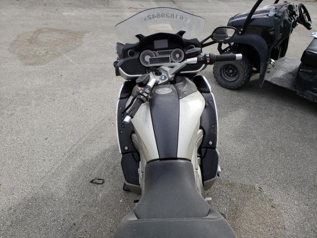 WB106120XCZZ21009 - 2012 BMW K1600 GTL SILVER photo 5