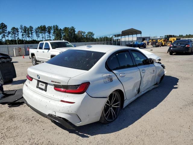 3MW5U7J07L8B26509 - 2020 BMW M340I WHITE photo 4