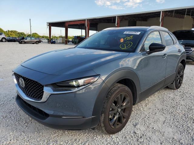 3MVDMBCL9NM403792 - 2022 MAZDA CX-30 PREF GRAY photo 2