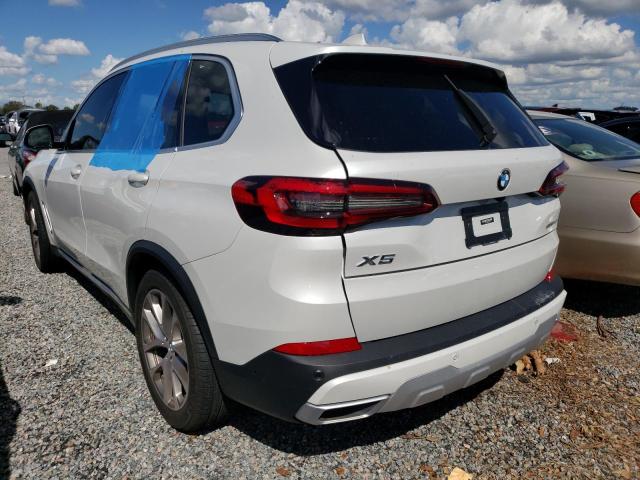 5UXCR4C0XM9G17396 - 2021 BMW X5 SDRIVE WHITE photo 3