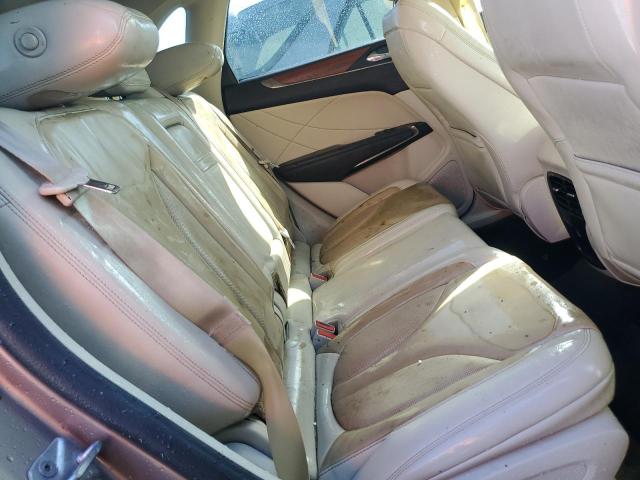 5LMCJ2C95KUL11993 - 2019 LINCOLN MKC SELECT 米色 照片 6