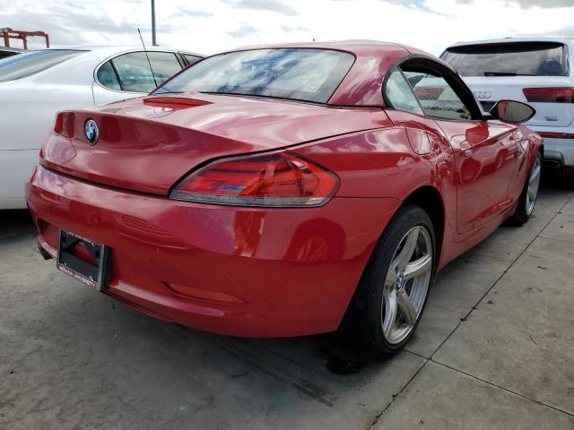 WBALM5C50AE377130 - 2010 BMW Z4 SDRIVE3 Бордовий фото 4