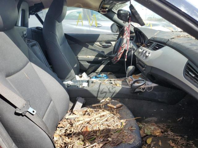 WBALM5C50AE377130 - 2010 BMW Z4 SDRIVE3 Бордовий фото 5