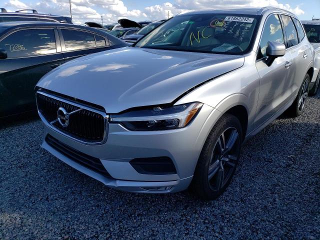 YV4102DK7M1887198 - 2021 VOLVO XC60 T5 MO SILVER photo 2