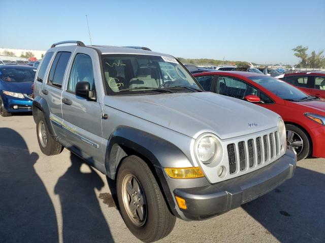 1J4GK48K66W180767 - 2006 JEEP LIBERTY SP SILVER photo 1